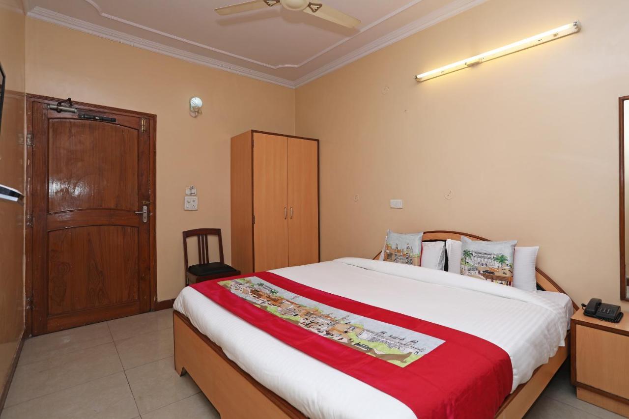 Flagship 10282 Hotel Rishi Jaipur Extérieur photo